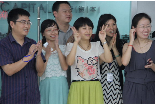 “乒臨城下”;孰與爭鋒